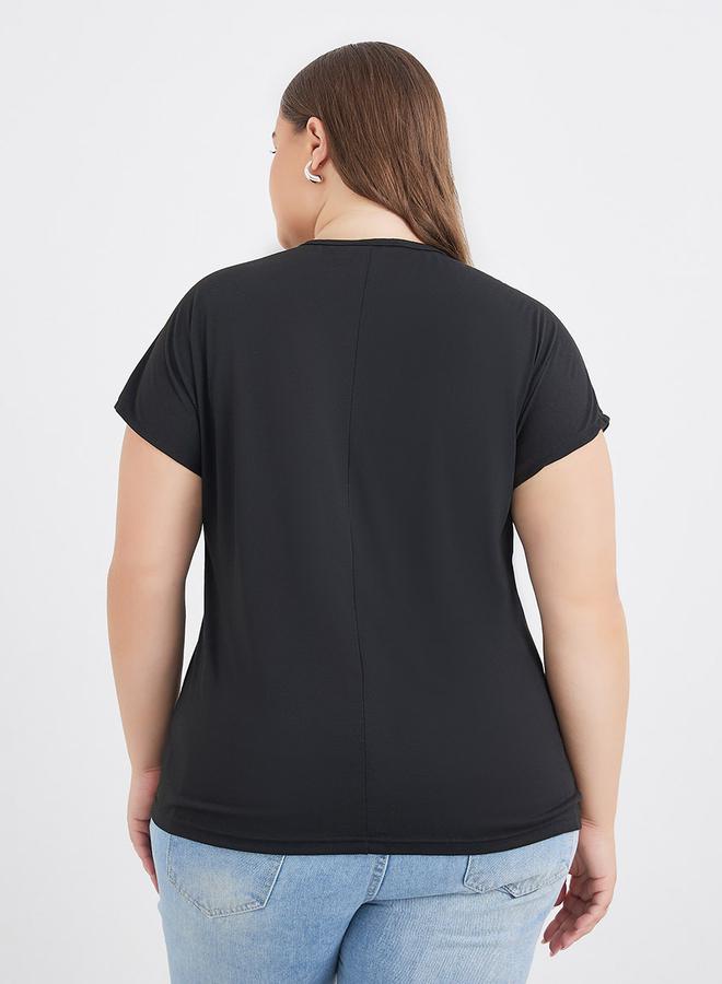 Styli Plus Black T-Shirt with Lace Detail - Image 4